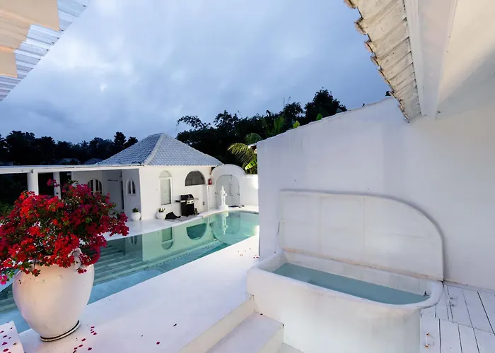 Exclusive 3br Celebrity - Ice Bath - Sauna - Jacuzzi - Outdoor Gym - Bbq - Stunning Rice Field&jungle Views Villa *